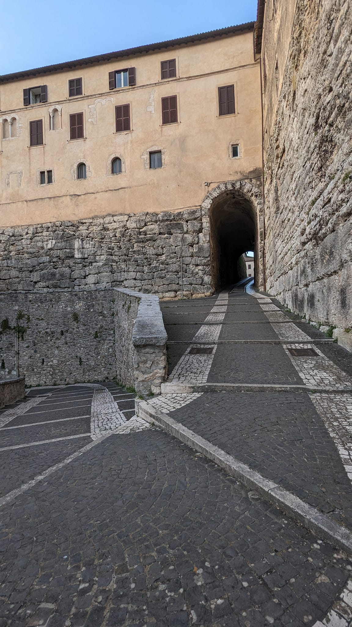 accesso acropoli pietro scerrato